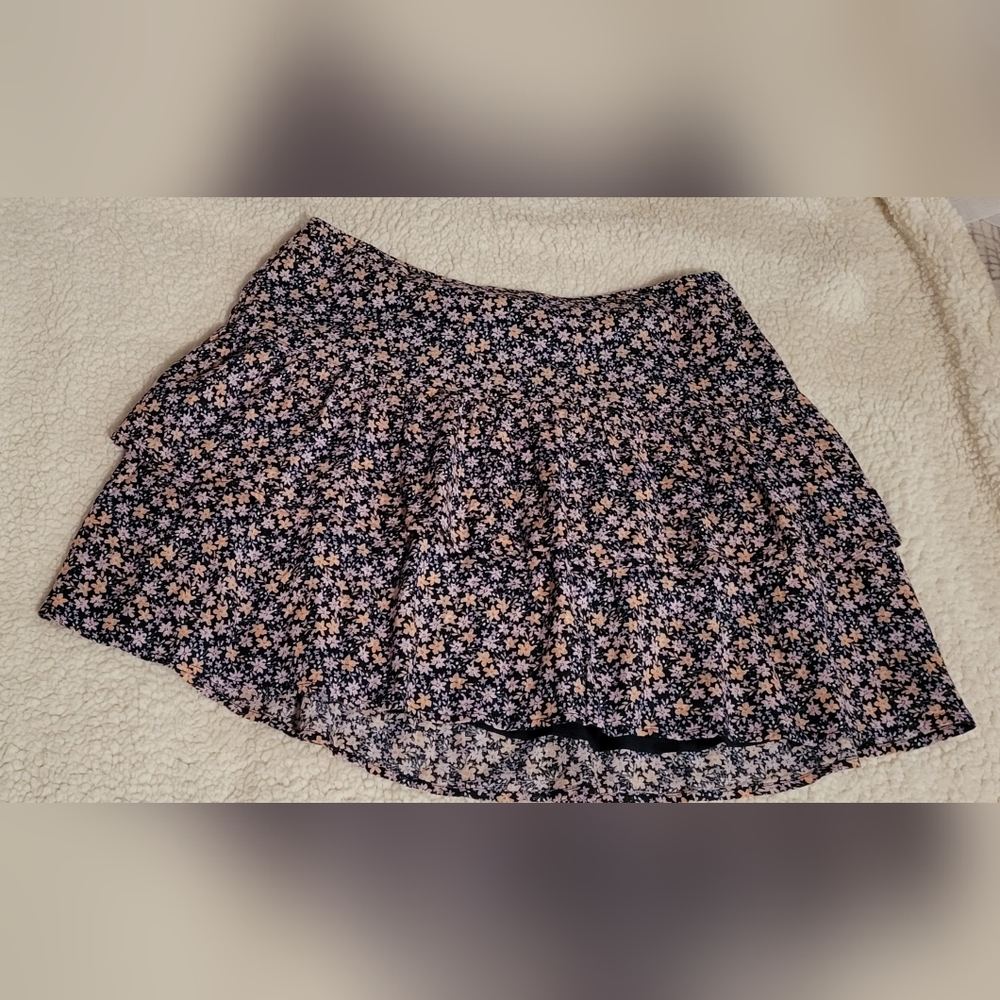 Abercrombie & Fitch floral skirt size L